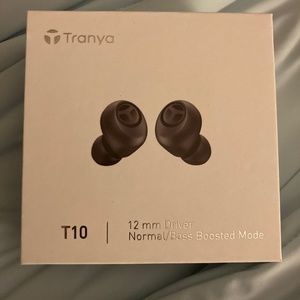 Wireless earbuds